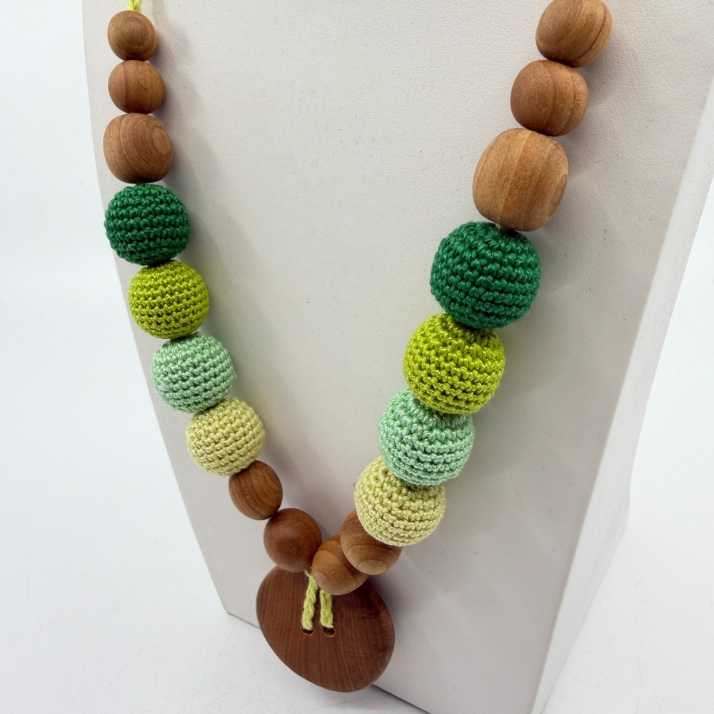 Y2K Ombre Green Crochet Bead & Wood Statement Necklace Artisan Jewelry Gift - Picture 8 of 15